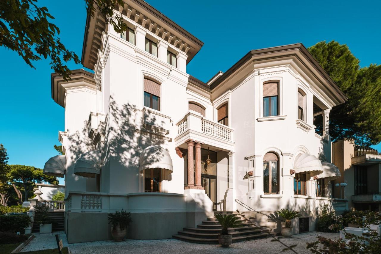 Hotel De La Ville Riccione Kültér fotó